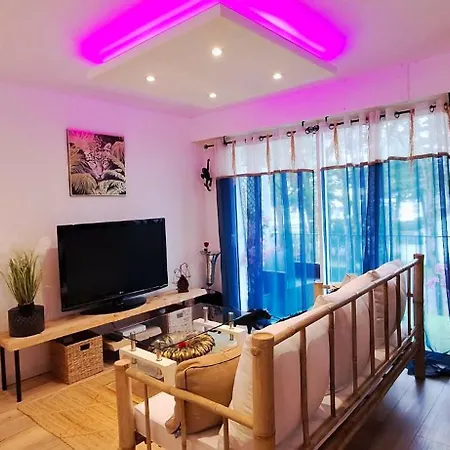 Apartment Cosy A 50m De La De