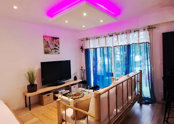 Apartment Cosy A 50m De La De